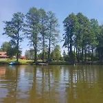 Nad Jeziorem * Kolonia Rybacka