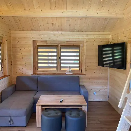 Nad Jeziorem Chalet