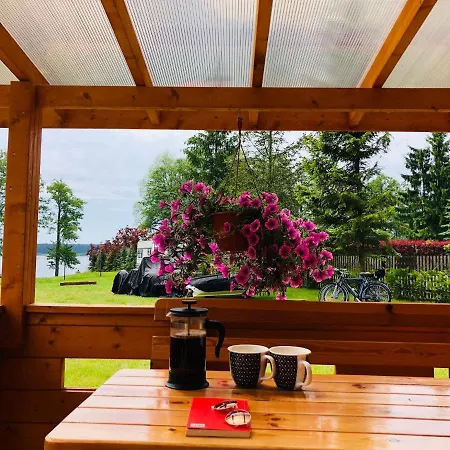 Nad Jeziorem * Kolonia Rybacka