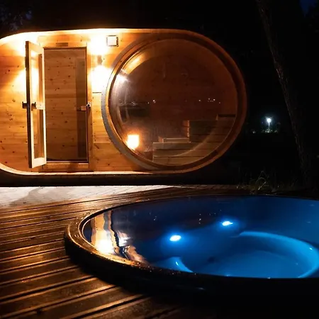 Nad Jeziorem * Kolonia Rybacka